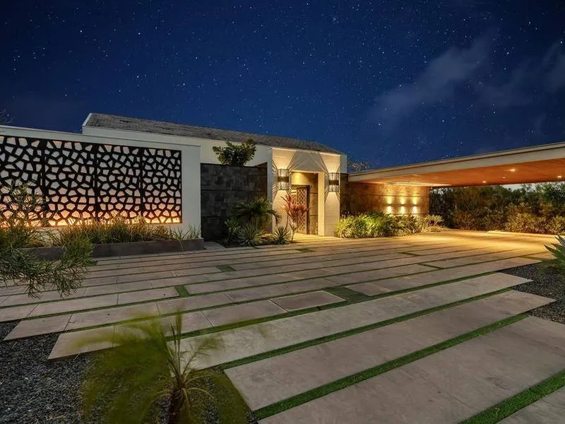 5 Bed Single Family Homes For Sale in Playa Flamingo, photo 15