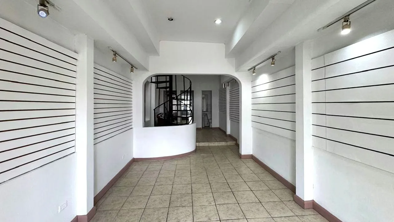Local 2-level rent in San Pedro, Montes de Oca (MB)
