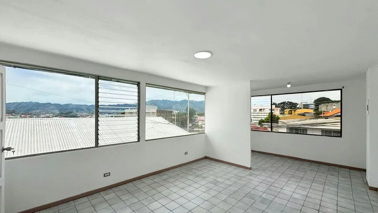 Local 2-level rent in San Pedro, Montes de Oca (MB), photo 4