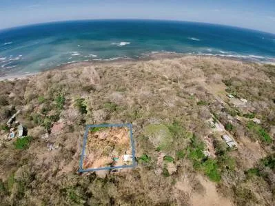 Lote Cerca de Playa Avellanas