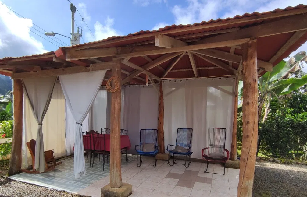 VENTA DE CASA RURAL DE 5 HABITACIONES EN LA ESE DE PARAMO, PEREZ ZELEDON: CLIMA DE MONTAÑA Y VISTAS - Venta en Pérez Zeledón, photo 10