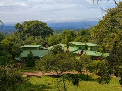 Casa Tierra Verde - Finca Privada de Montaña de 5 Acres en Miravalles, Pérez Zeledón