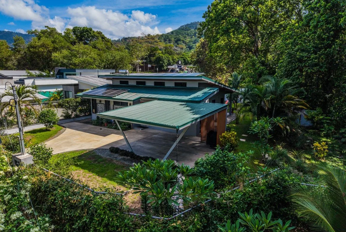 PROPERTY WITH TWO BEDROOMS WITH A PRIVATE CREEK, IN UVITA CENTER – 0.29 ACRES, photo 8