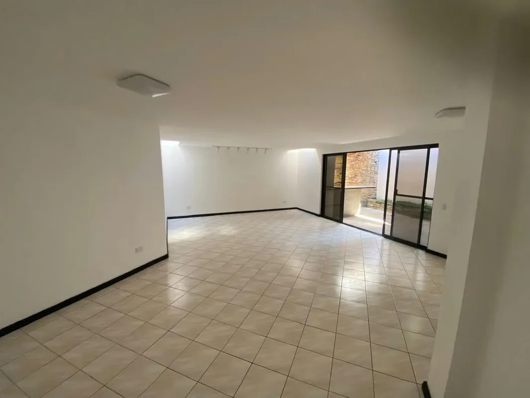 Alquiler de casa en Condominio. Cerca del CR Country club., photo 3