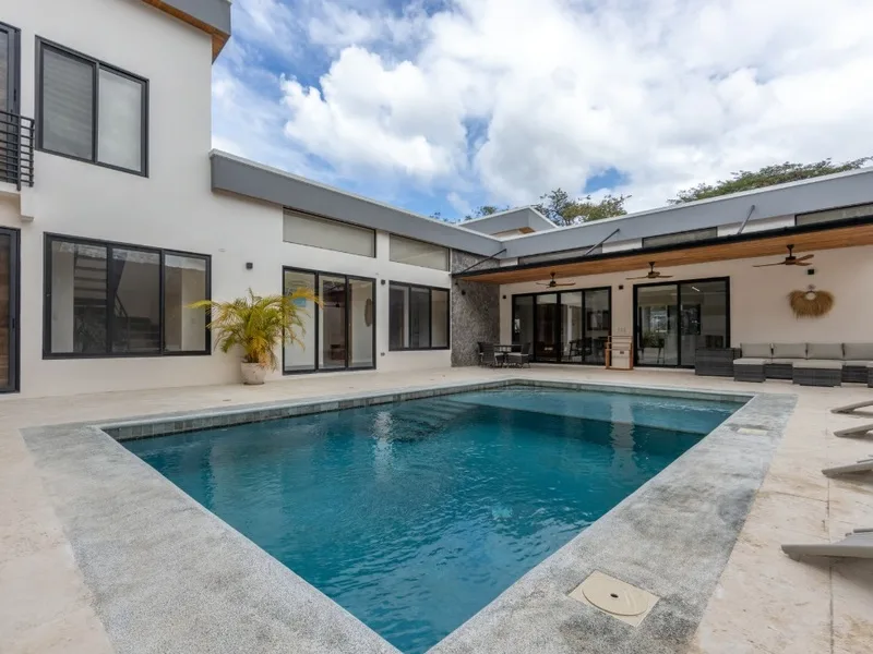 4 Bed Single Family Homes For Sale in Playa Grande