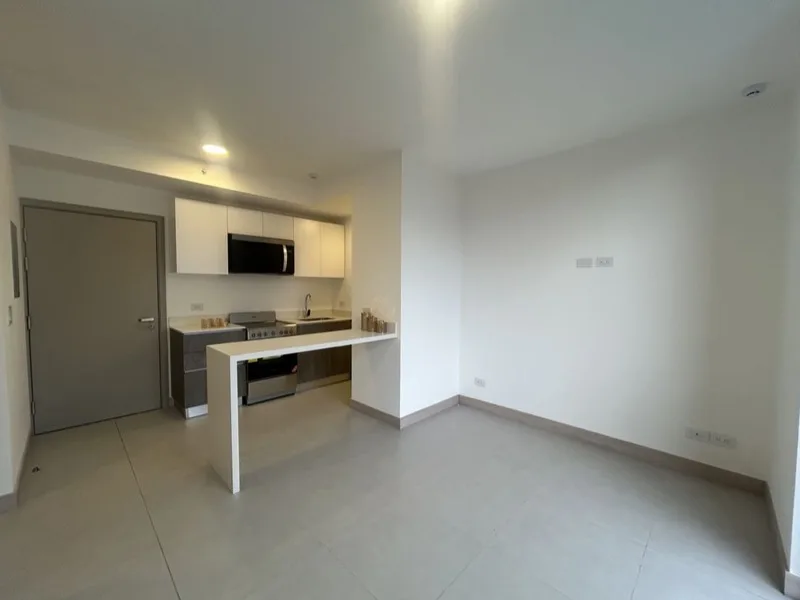 2 Bed Condo To Rent in San Jose