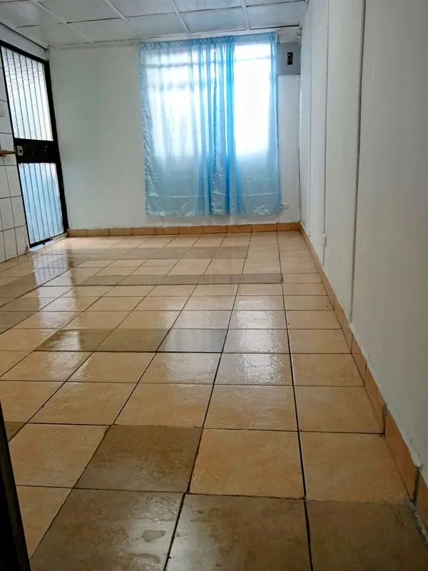  Desamparados, Alquiler de apartamento 200 mtrs Norte del cementerio. 