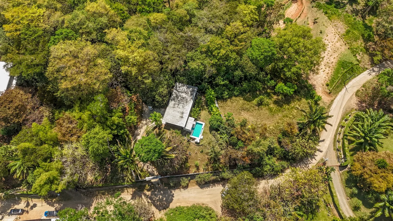 PROPERTY WITH TWO BEDROOMS AND JUNGLE VIEWS, IN UVITA – 1.22 ACRES, photo 3