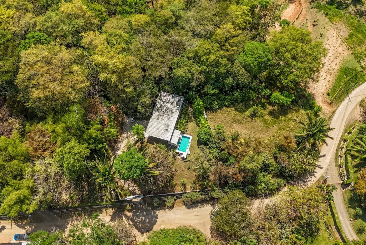 PROPERTY WITH TWO BEDROOMS AND JUNGLE VIEWS, IN UVITA – 1.22 ACRES, photo 4