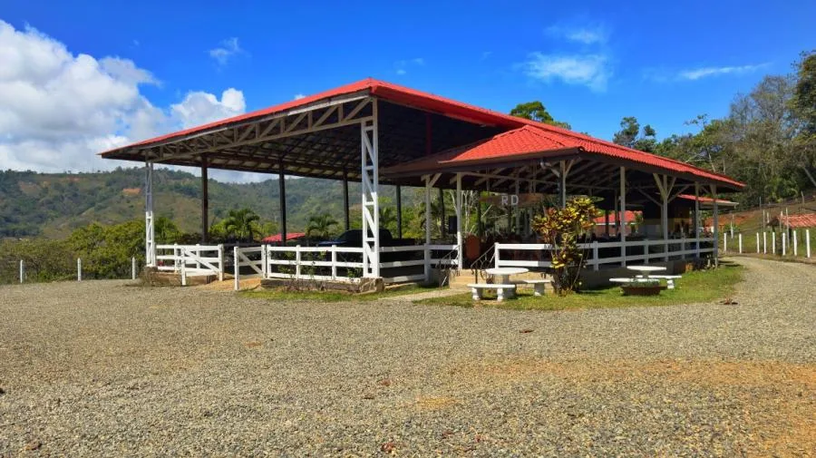 RANCHO Y FINCA ECUESTRE EN VENTA EN PACUAR, PÉREZ ZELEDÓN – 16 HECTÁREAS - Venta en Perez Zeledón, photo 6