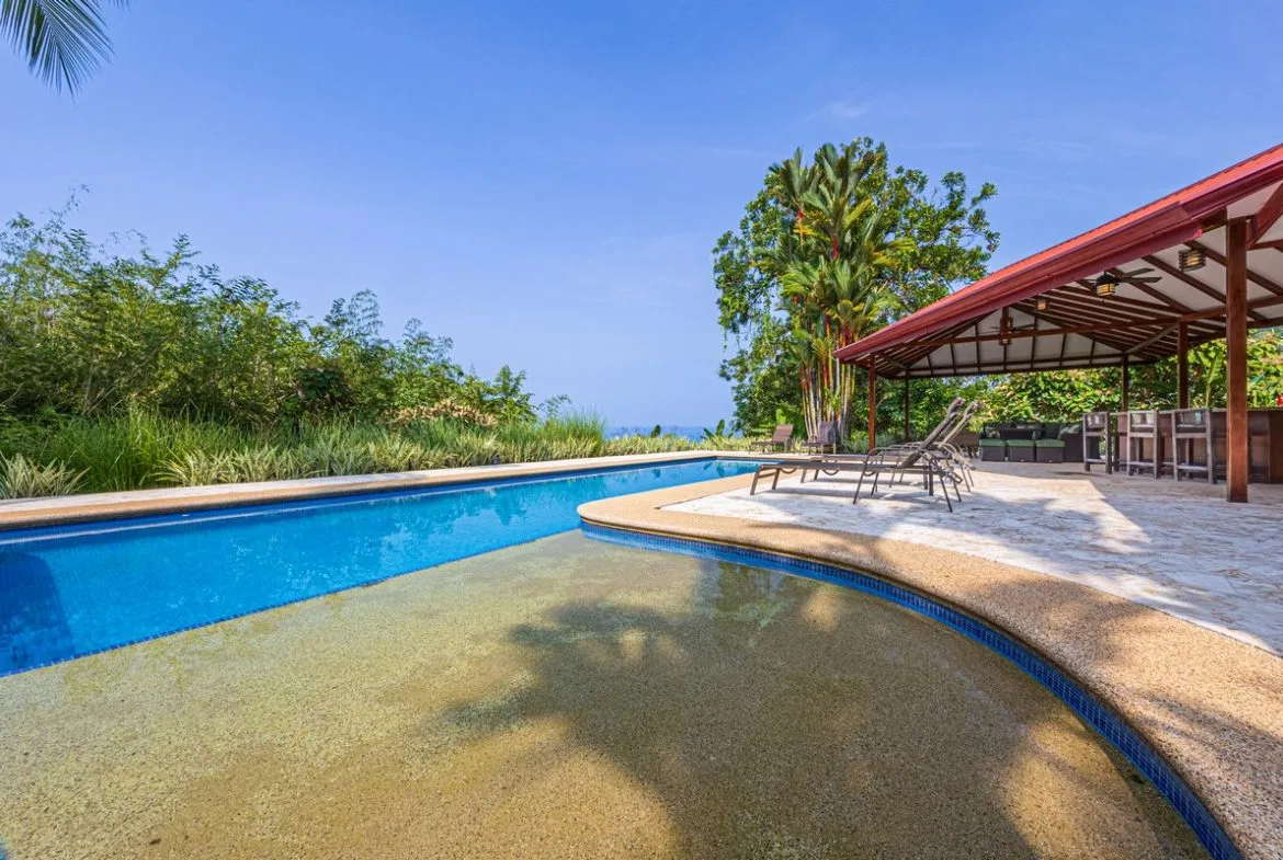 LUXURY PROPERTY WITH FIVE BEDROOMS, IN PLAYA HERMOSA – 2.07 ACRES, photo 18