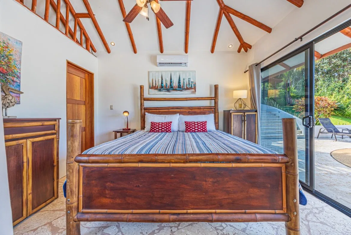 LUXURY PROPERTY WITH FIVE BEDROOMS, IN PLAYA HERMOSA – 2.07 ACRES, photo 20