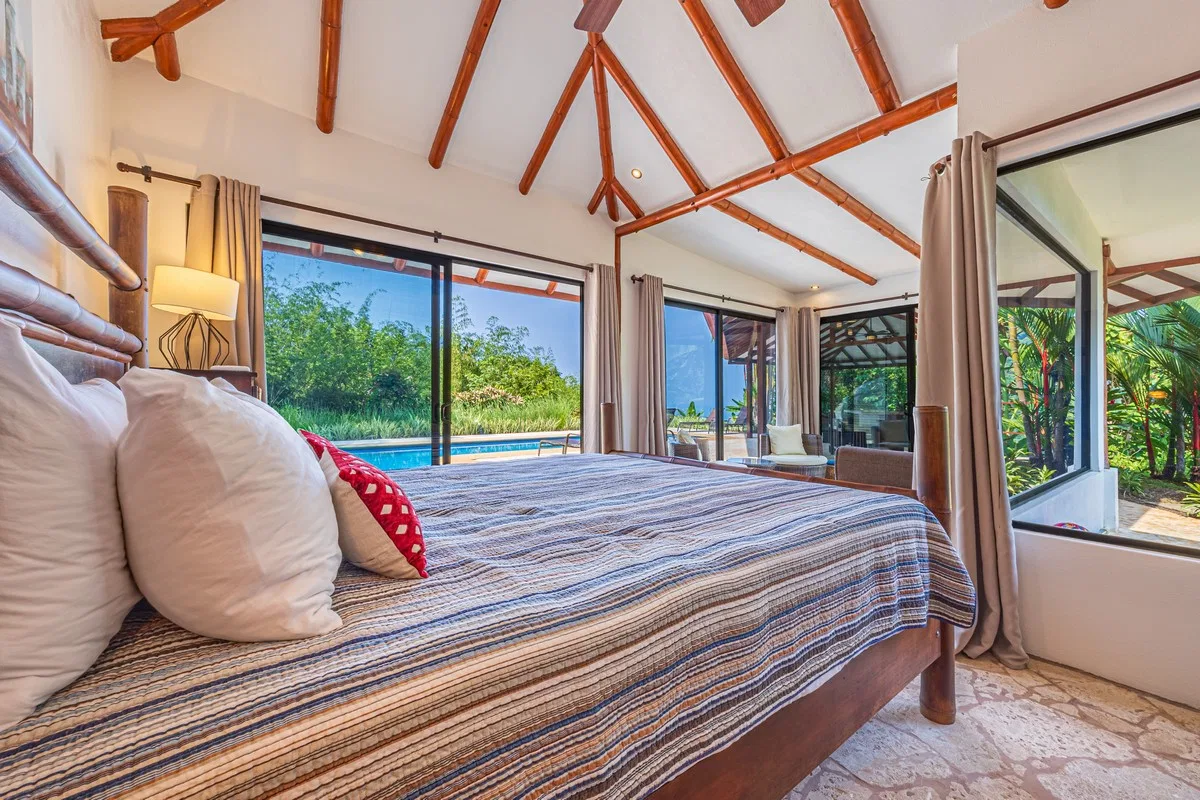 LUXURY PROPERTY WITH FIVE BEDROOMS, IN PLAYA HERMOSA – 2.07 ACRES, photo 21