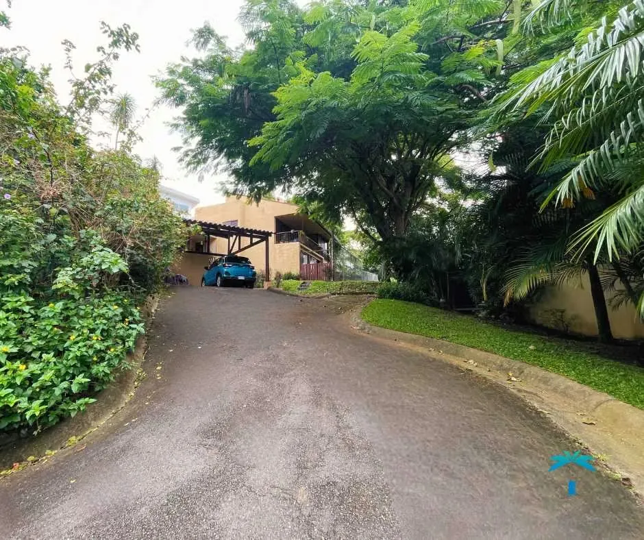 5-Bedroom Home for Sale in Loma Real, Escazú, photo 3
