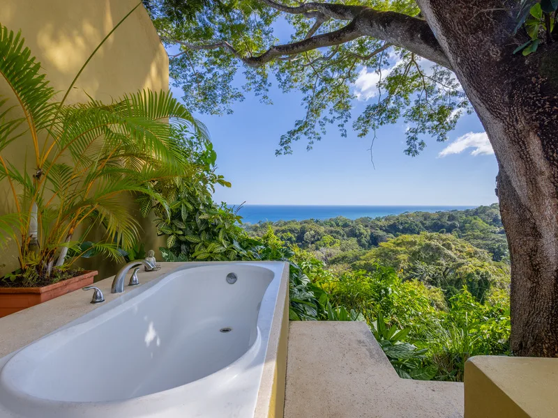 6 Bed Single Family Homes For Sale in Montezuma, photo 14