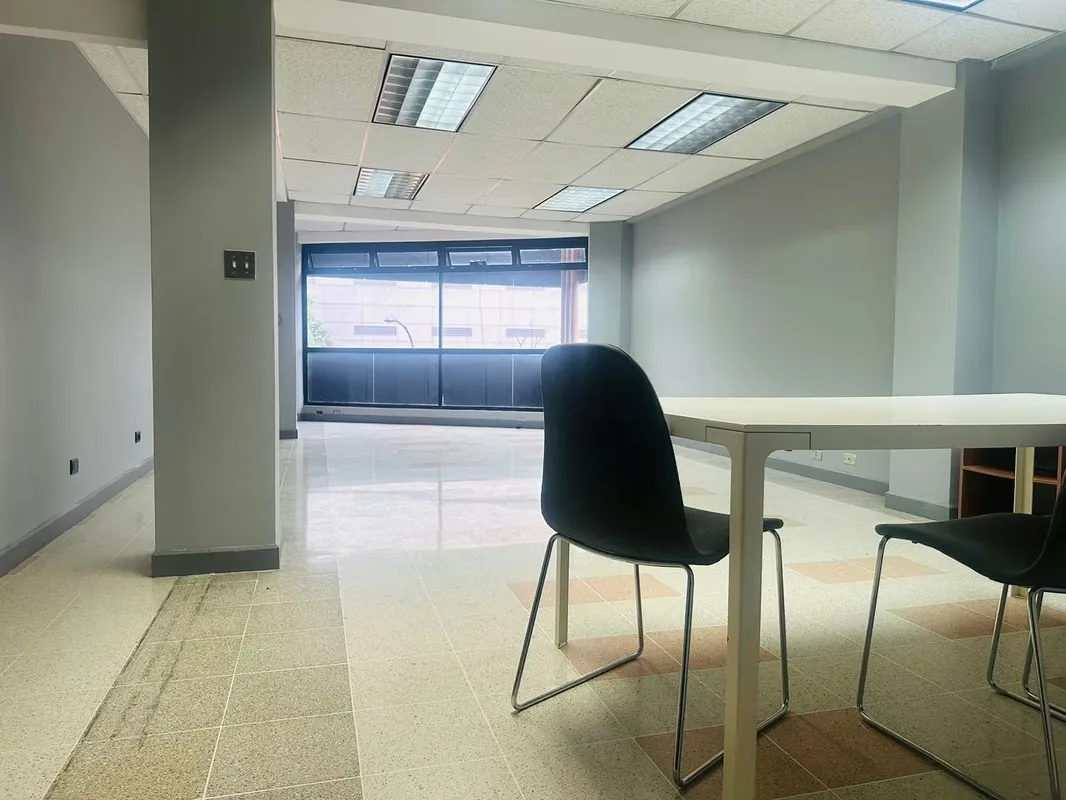 Este encantador apartamento, ubicado en el Residencial Loma Verde en Tres Ríos, ofrece un estilo de vida cómodo y moderno. Construido en 2015, el inmueble cuenta con un área ..., photo 4
