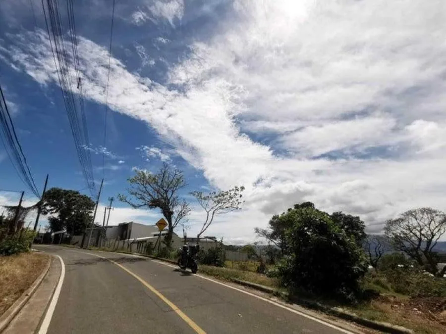 Venta de Lote en San Antonio de Escazú. RAH 26-1020 - Venta en Escazú