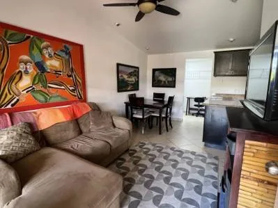 Condo Costero de 2 Habitaciones – A Pasos de la Playa y Restaurantes