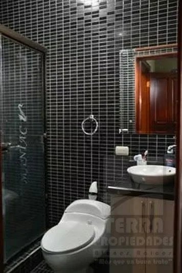 Beautiful two-story residence with fine finishes, located in an exclusive, high-value area of Santo Domingo de Heredia. Very close to Auto Mercado, it combines a prime location with ..., photo 14