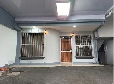 Si busca una casa que combine privacidad, funcionalidad y posibilidades de crecimiento, esta propiedad en San Juan de Dios de Desamparados puede ser una excelente alternativa.