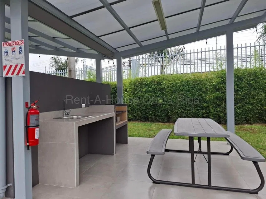 Venta de Casa en Montes de Oca-Sabanilla. RAH 27-129 - Venta en Montes de Oca, photo 8