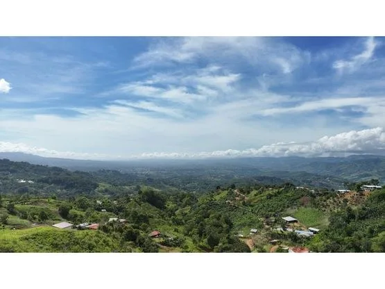 Panoramic View Lot with Tranquil Creek and Easy Access to San Isidro, photo 2