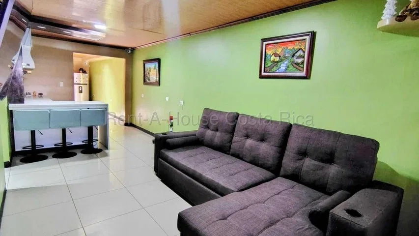 CASA EN VENTA EN MORAVIA, LA TRINIDAD | 3 HABITACIONES, TERRAZA Y ESPACIOS AMPLIOS. HABITACIÓN PRINCIPAL EN PRIMERA PLAN, photo 5