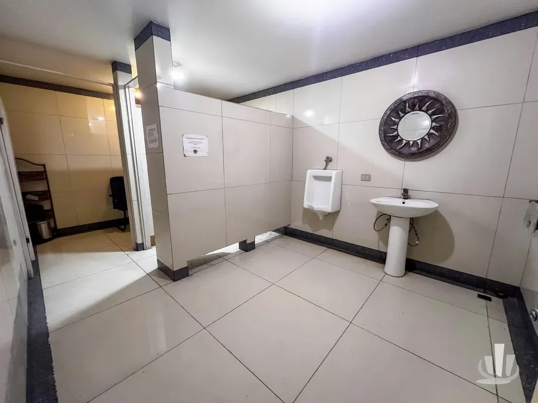 Ubicado estratégicamente en Paseo Colón, contiguo al Hotel Ambassador, esta propiedad excepcional ofrece una oportunidad única para inversionistas y empresarios que buscan un espacio ..., photo 10
