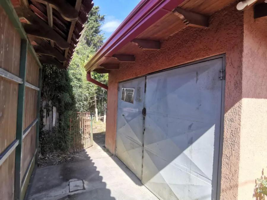 Hermosa  casa ubicada en una de las zonas más céntricas con vista al río.Mata de Plata,San Jose - Venta en Goicoechea, photo 8