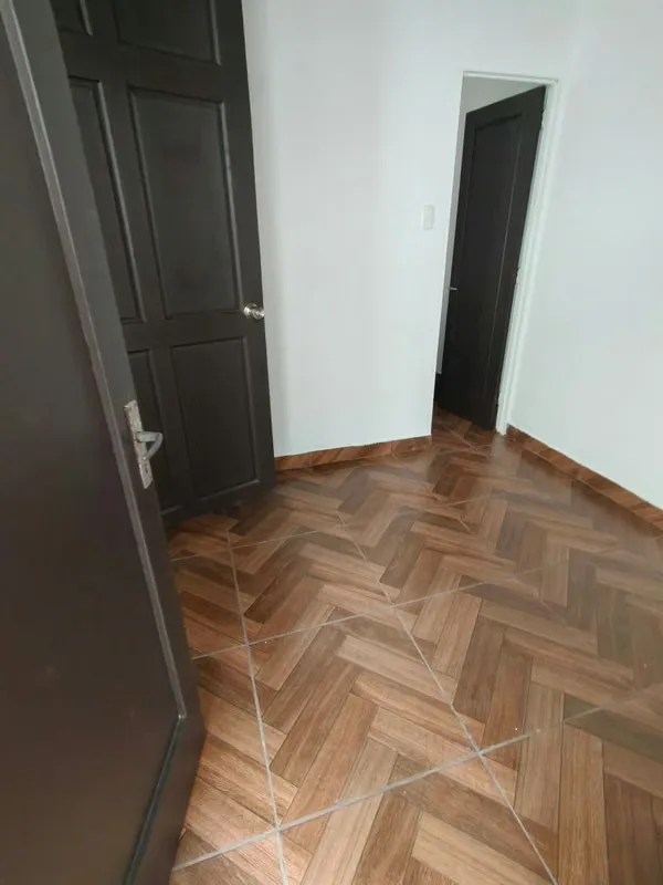 Casa con tres habitaciones, 1 habitación principal para dos personas dos habitaciones para una persona, dos baños con ducha, cochera para un vehículo sala amplia, cocina, patio/sala ..., photo 2