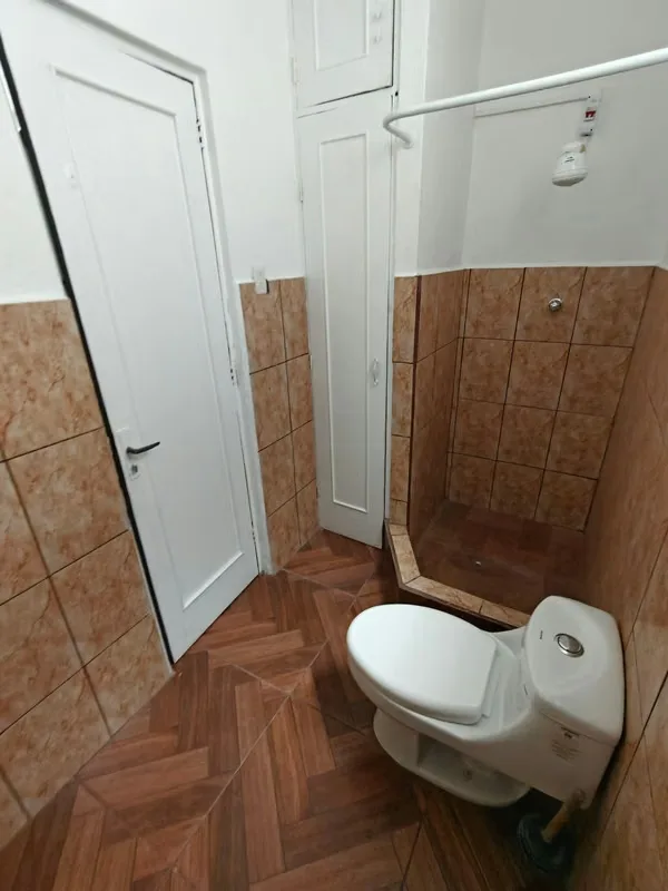 Casa con tres habitaciones, 1 habitación principal para dos personas dos habitaciones para una persona, dos baños con ducha, cochera para un vehículo sala amplia, cocina, patio/sala ..., photo 9