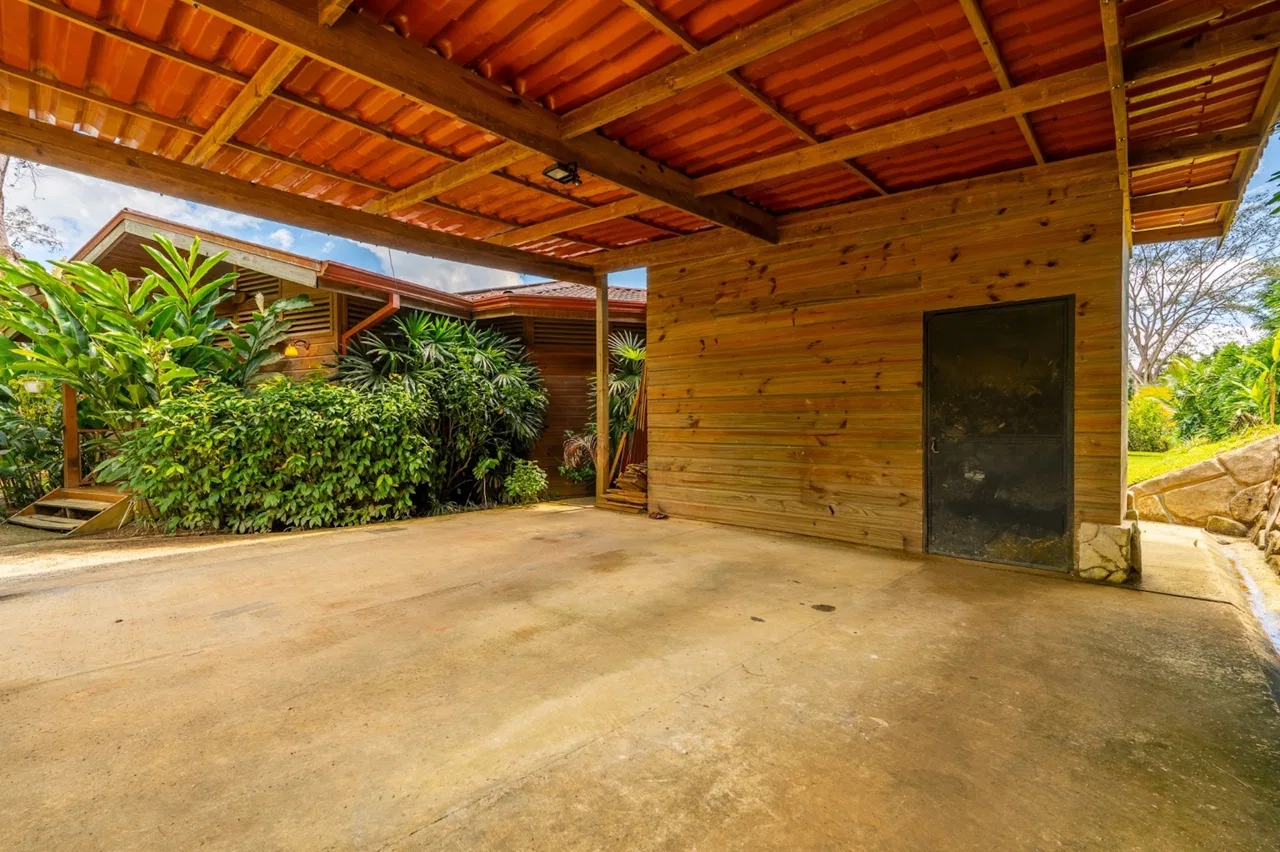 MOUNTAIN PROPERTY WITH FOUR BEDROOMS WITH OCEAN VIEWS, IN OJOCHAL – 0.28 ACRES, photo 13