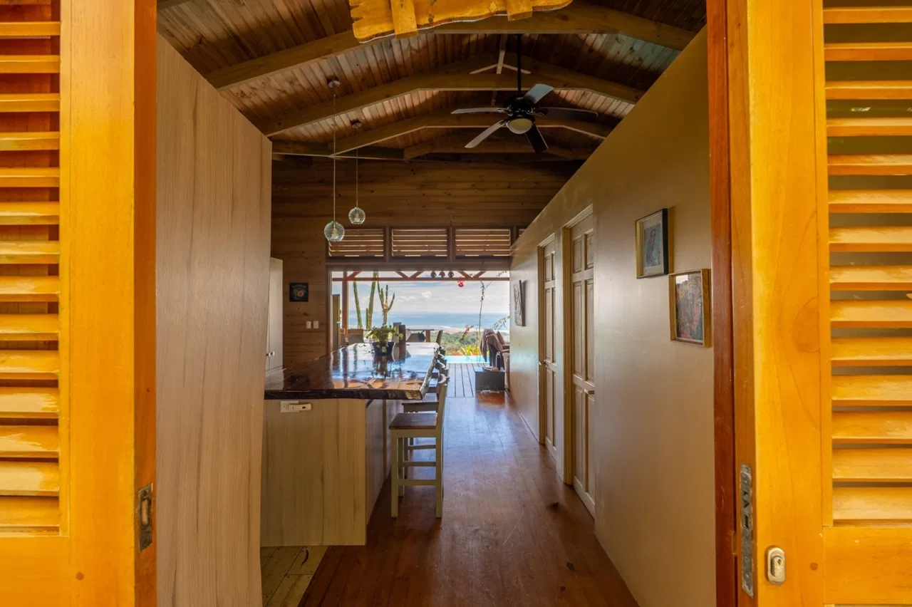MOUNTAIN PROPERTY WITH FOUR BEDROOMS WITH OCEAN VIEWS, IN OJOCHAL – 0.28 ACRES, photo 17