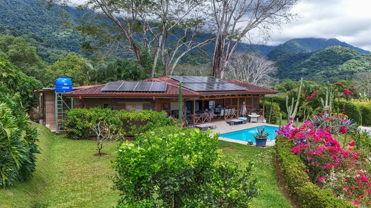MOUNTAIN PROPERTY WITH FOUR BEDROOMS WITH OCEAN VIEWS, IN OJOCHAL – 0.28 ACRES, photo 3