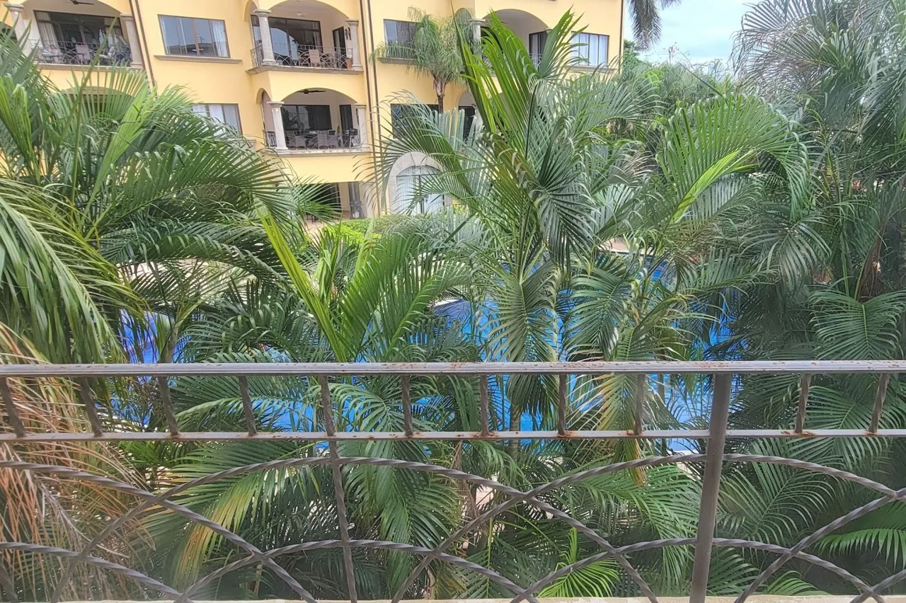Sunrise 42 ~ Prime 2-Bedroom Condo in the Heart of Tamarindo, photo 12