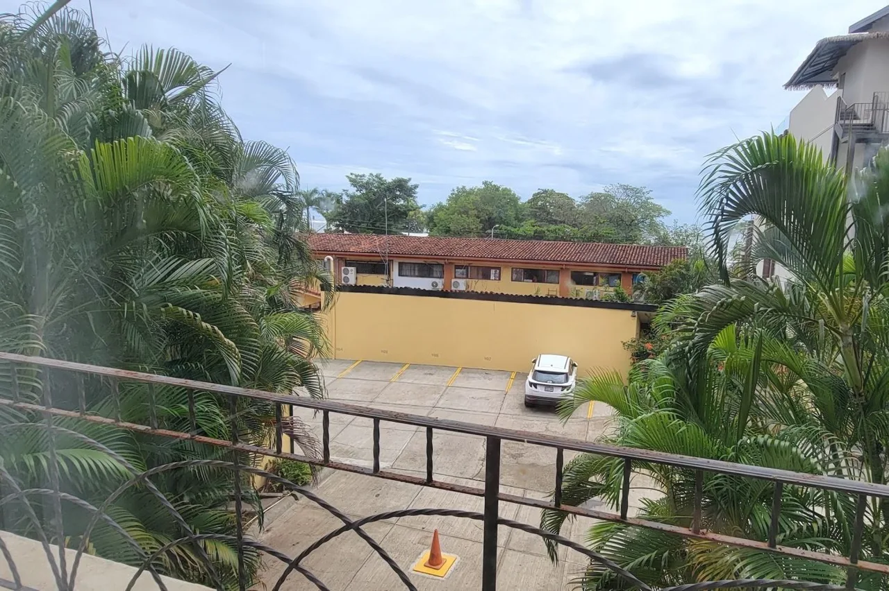 Sunrise 42 ~ Prime 2-Bedroom Condo in the Heart of Tamarindo, photo 13