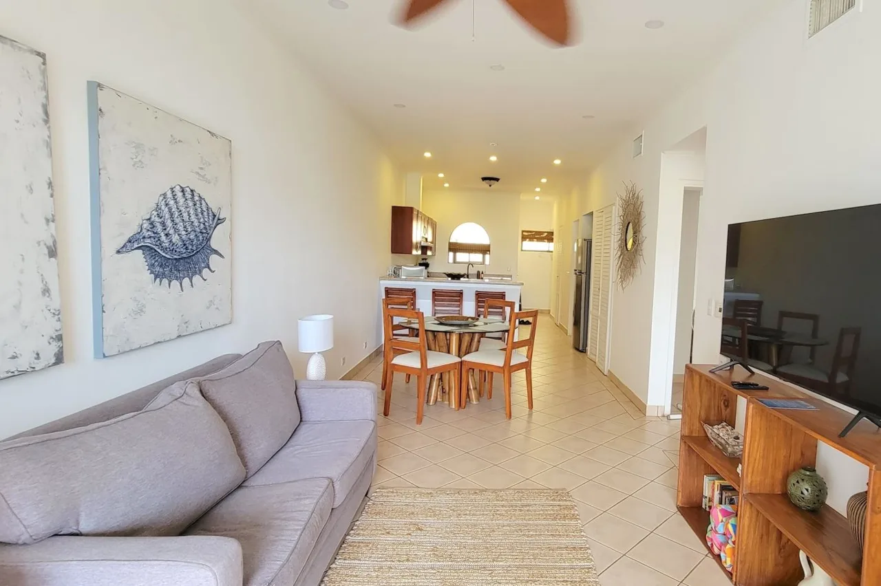 Sunrise 42 ~ Prime 2-Bedroom Condo in the Heart of Tamarindo, photo 14