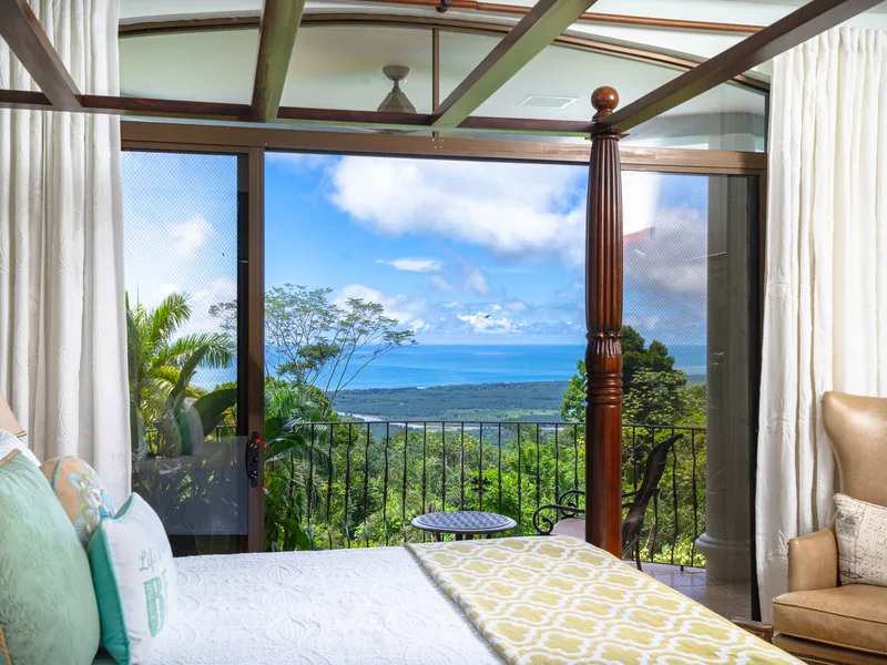 5 Bed Single Family Homes For Sale in Dominical, photo 2