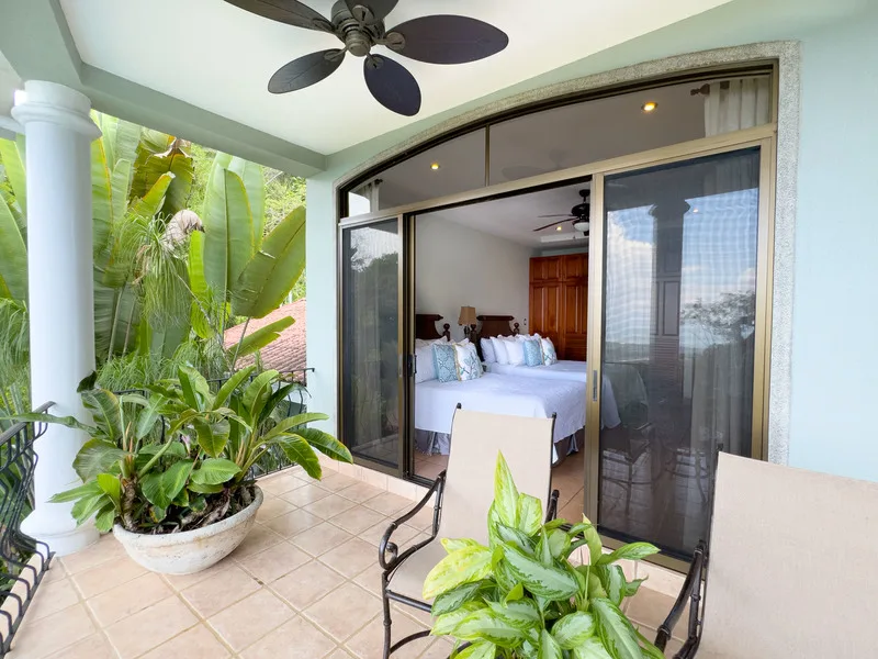5 Bed Single Family Homes For Sale in Dominical, photo 4