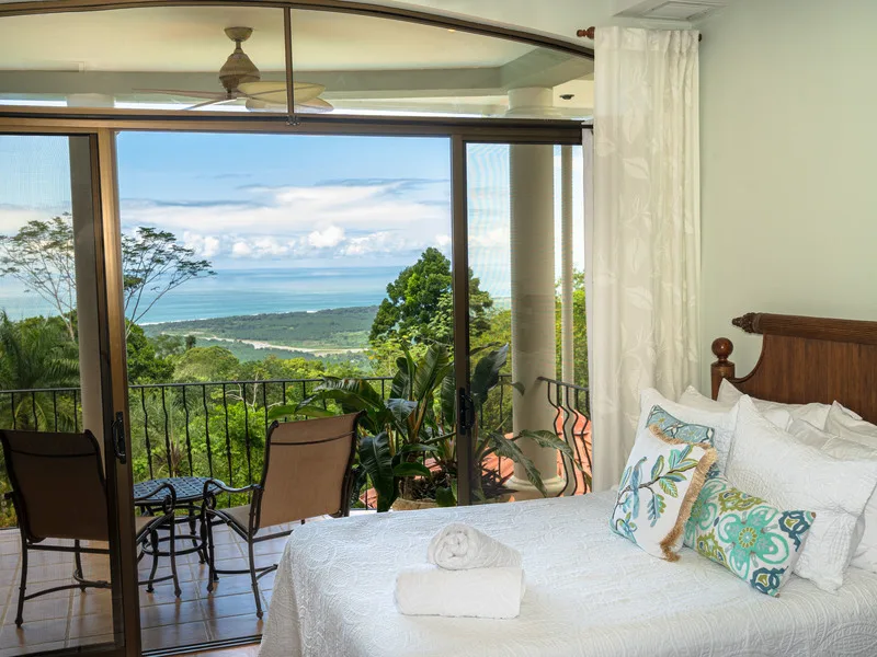 5 Bed Single Family Homes For Sale in Dominical, photo 9