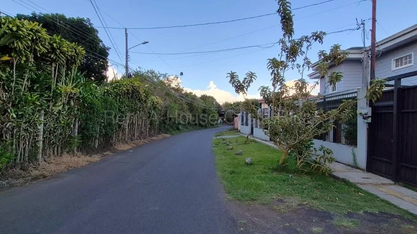 SE VENDE AMPLIO Y HERMOSO LOTE CON VISTAS A LAS MONTAÑAS EN SAN RAFAEL HEREDIA - Venta en San Rafael, photo 15