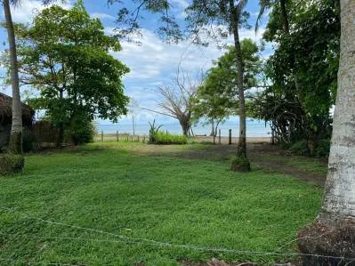 Complejo Privado De 1 Ha, Casi Frente A La Playa, Oportunidad Comercial.