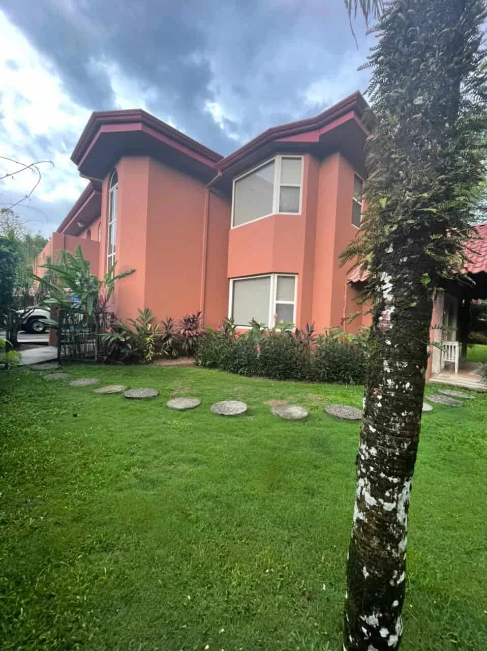 Prime location. 4 bedroom home close to the marina, Herradura. | Costa Rica Real Estate | Jaco Realty