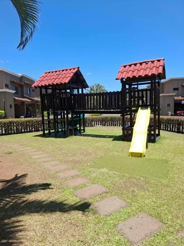 Sale of house in condo in strong Ventura santa ana wells, photo 5