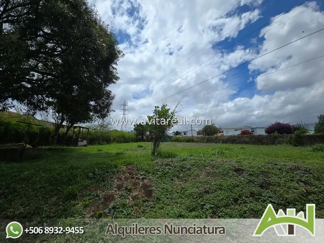 700 m² property near the INS Uruca Trauma Hospital