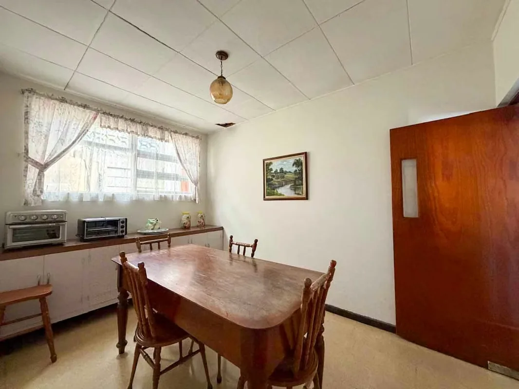 Single-Story Home for Sale in Sabana Norte with Mixed-Use Zoning and Development Potential, photo 9