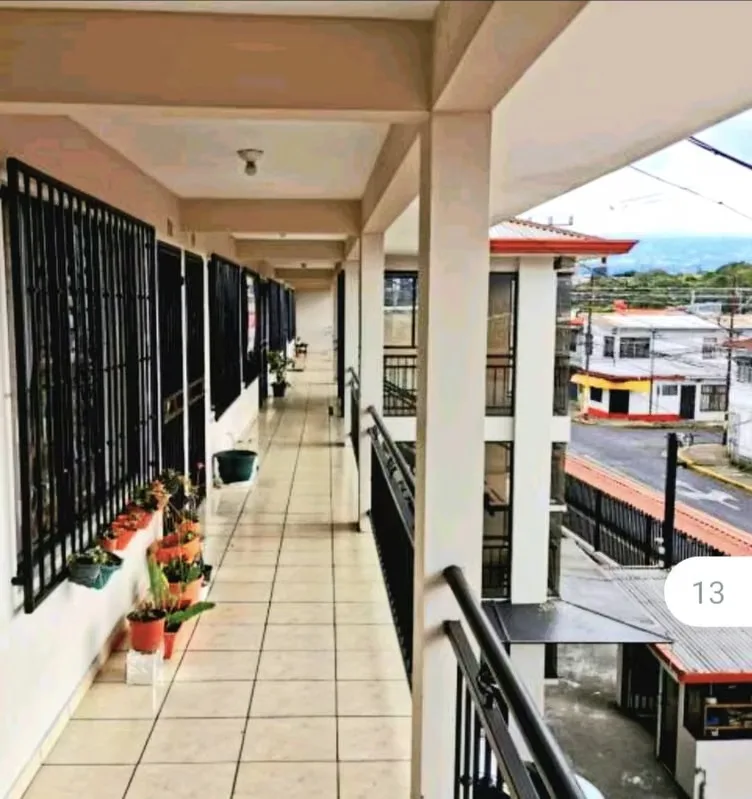 28 Apartments + 4 Commercial Units | 10.3% Net Return, photo 5