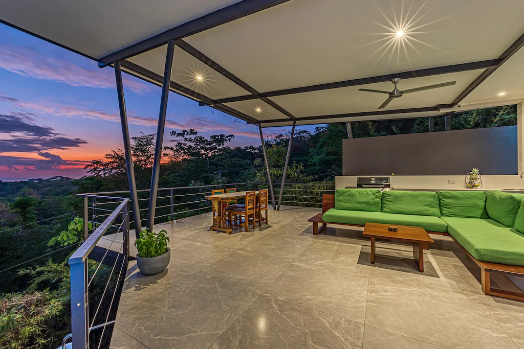 OCEAN AND MOUNTAIN VIEW HOME WITH GUEST HOUSE – 2.18 ACRES, photo 10