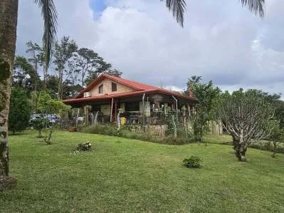 Spectacular 3-Bedroom Home with Pool, Jacuzzi, and Unmatched Views – Fire Sale Deal!