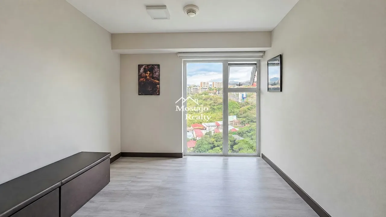 Viva con comodidad, seguridad y una espectacular vista desde este apartamento ubicado en el piso 10, un moderno condominio ideal para quienes buscan un estilo de vida práctico y ..., photo 8